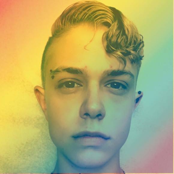 Meet your Posher, Tyler - Picture 1 of 1